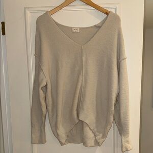 Wilfred Soft Cream V-Neck Sweater